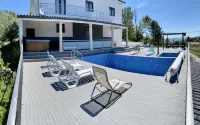 7 Bedroom Villa in Vila Real - ヴィラ