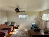 Cute 2-bedroom farmhouse in Trumansburg with WiFi Hotels in Ulysses