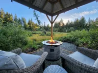 Private Hideaway, Wetland Views! Heather Cottage