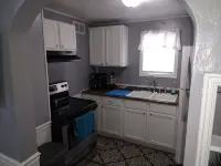 1 bed1 bath house, less than 1mile to Union Hospital