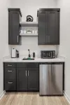 Cozy + Modern Suite by AZ Athletic Grounds! - บังกะโล