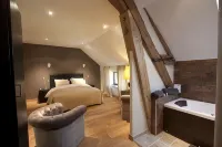 Large property in Burgundy, riverside garden, private indoor pool - Country Houses