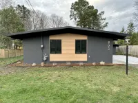 Stylish Mid-Century Modern Cottage