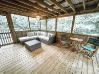 Cheerful 4 bedroom cottage on Kentucky lake