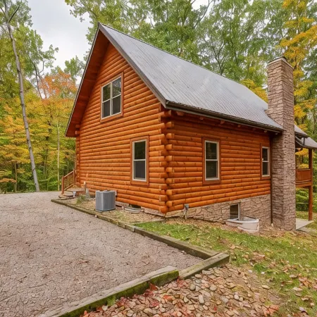 Hannah's Hideaway cabin at Trickle Creek