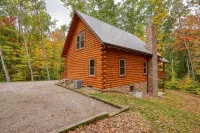 Hannah's Hideaway cabin at Trickle Creek - Hot Tub