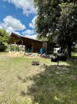 Cozy Couples Cabin New Braunfels, on Lake Dunlap - 2 stjerner