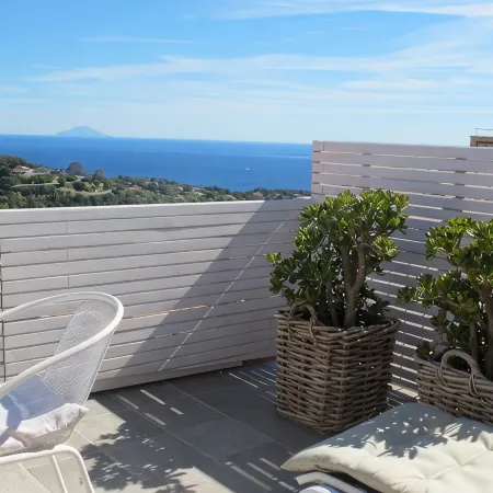 Old town house with roof terrace and magnificent view