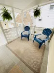 Family-Friendly 2Br with Parking Near NYC + Hospital - Condos