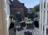* See over 150 Amazing Guest Reviews on Airbnb * Location * Location * Location