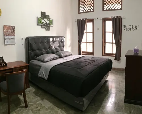 Muslim 1 Guest House Hotels in Regol