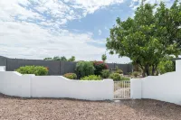 Mesa Retreat Quiet, Stylish Desert Escape + Golf - 4-Star