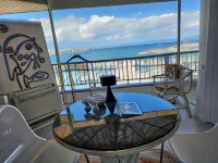 Solo Atico Guest Suites - parking