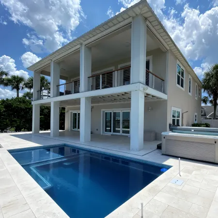 Luxury Waterfront Vacation Rental - Pool, Hot Tub, Pier...