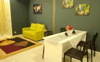 The Transit Loft - Warisan StayHub - 주차장