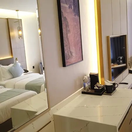 H Luxury Hotel