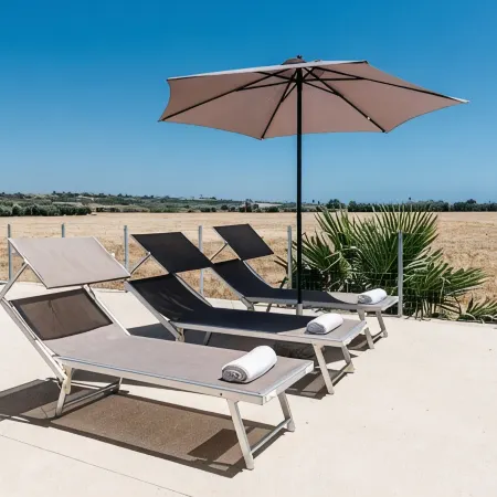Villa Verdese per Coppie e Famiglie Vicino al Mare Piscina Privata, Veranda,wifi