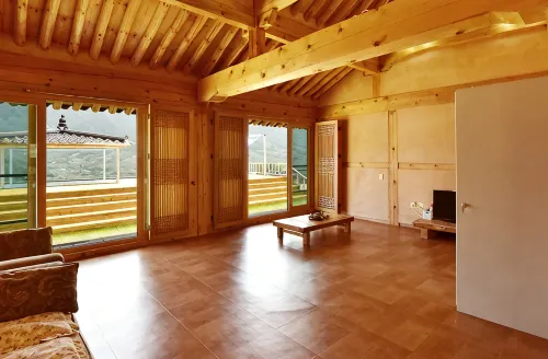 Miryang Eoleumgol Hanok Pension - parking
