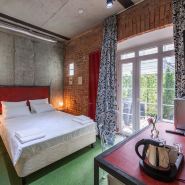 Author's Hotel Bronze Kaban
