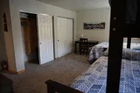 Comfy Duplex unit great for families and small groups, sleeps up to 9