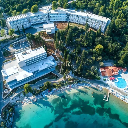 Hotel Osmine Отели в г. Слано