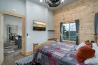 7p salt water Hot Tub/New construction/Amazing view - Wifi