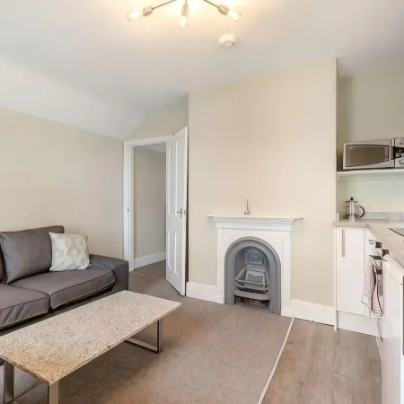 Apartment 5