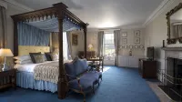 Chilston Park Hotel - parking