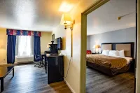 Quality Inn & Suites Woodstock Near Lake Geneva
