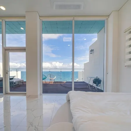 Bell Mar Pool Villa