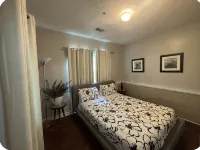 Wooded Oasis: Safe & Secluded 2BR, Full Bath Retreat - Homestays