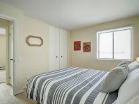 Beautifully remodeled 2 bed 104 Berkley Verona #6 Hotels in Verona