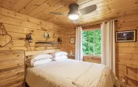 Adorable Northwoods cabin - Feriehus