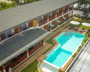 โรงแรมมะม่วงเหลือง รีสอร์ท บูฮอล - สระว่ายน้ำแบบอินฟินิตี้