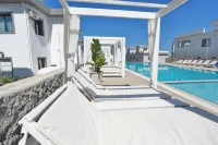 Sky Breeze Villas - Villas