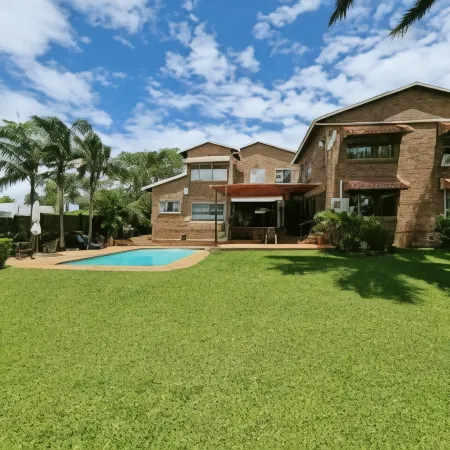Hillton Manor Guest House