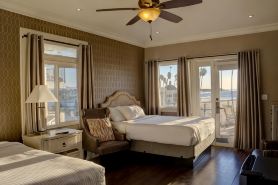 Casablanca Inn on the Beach
