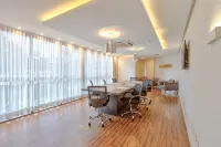 Holiday Inn GOIANIA by IHG - parking