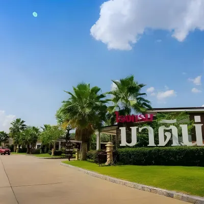 โรงแรมมาติน่า (Martina Hotel) โรงแรมใกล้สุรินทร์