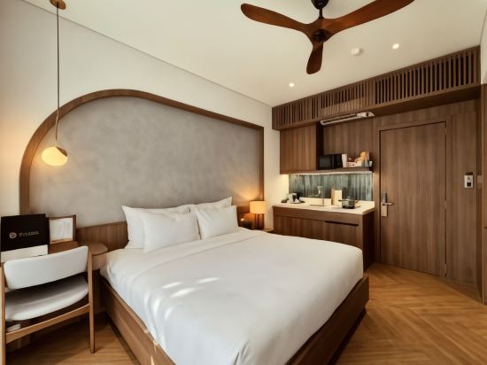 Hans Hotel