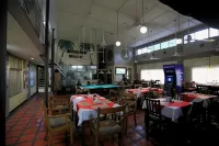 Orchid Inn - breakfast
