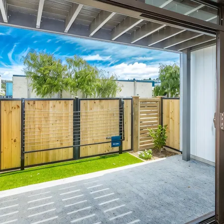 Hutt Central Brand new 3BR | 2Bath+ Balcony+Garage+ 15 minutes to Wellington CBD