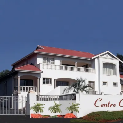 Centre Court B&B Hotels near Blue Lagoon Park