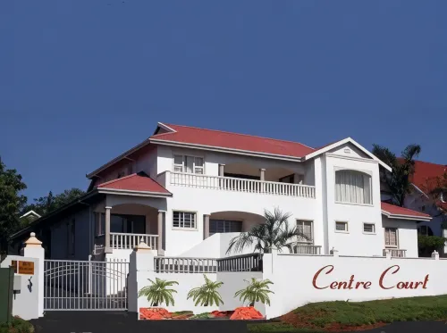 Centre Court B&B - parking