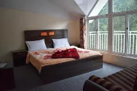Cedar Vista Hotel - 2-Star