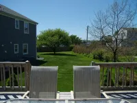 Immaculate Cottage, Huge Deck And Great Back Yard For All Your Yard Games.