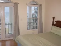 Oceanspray Beach House!!w/ Large Saltwater Pool) in the Heart of the Bahamas. - 3 tähden