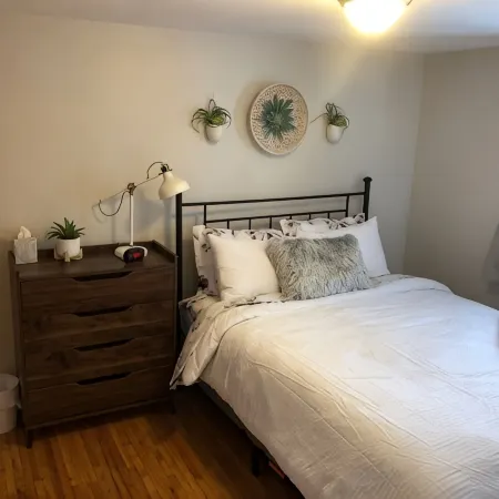Peaceful Views - 2 Br Main Level Living w/Recliner