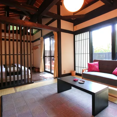 Yama-Akari