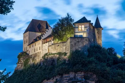 Jugendherberge Schloss Burgdorf - Hostel Hotels in 